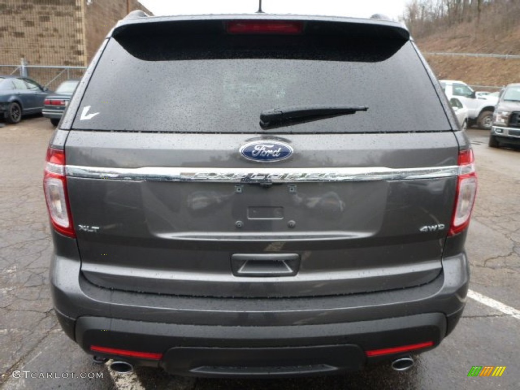 2015 Explorer XLT 4WD - Magnetic / Charcoal Black photo #3