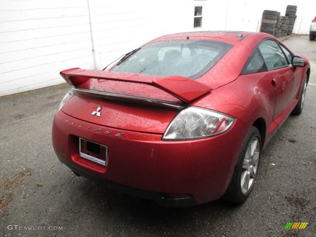 2008 Eclipse SE Coupe - Rave Red / Dark Charcoal photo #5