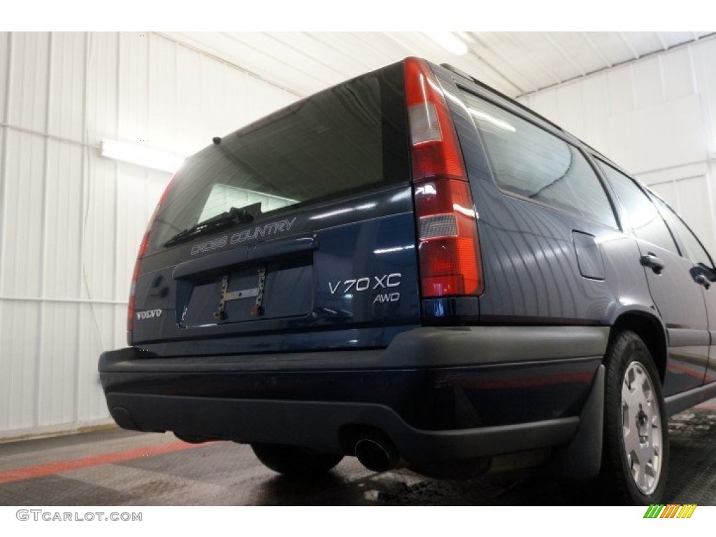 2000 V70 XC SE AWD - Nautic Blue Metallic / Light Beige photo #55