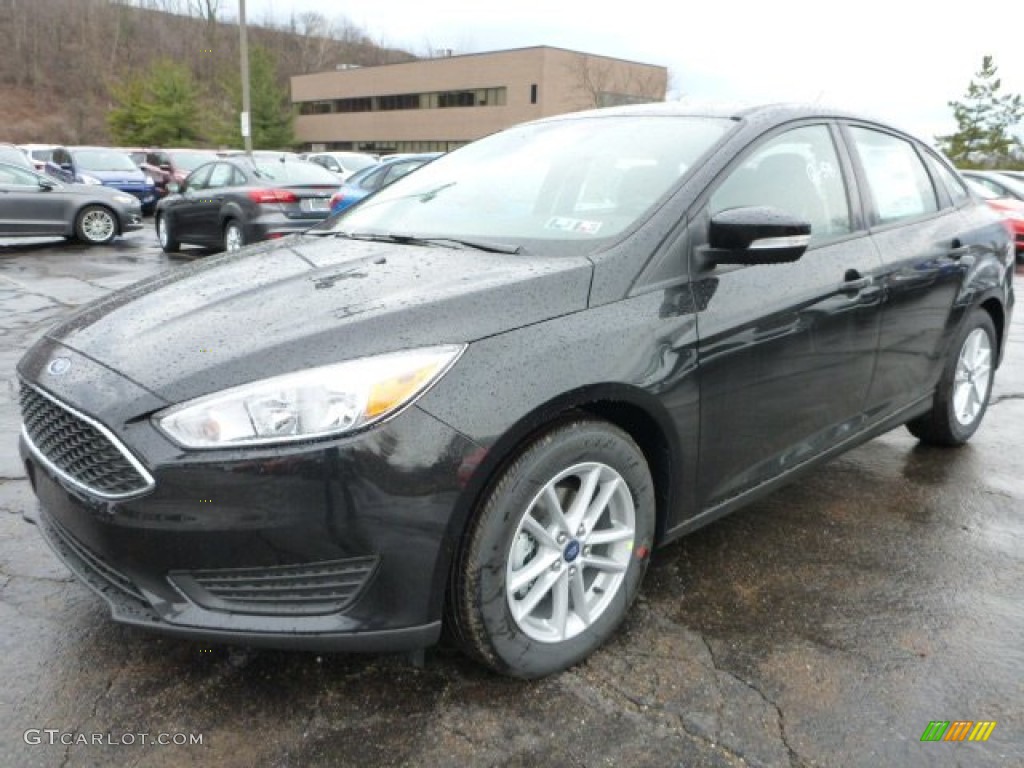 2015 Focus SE Sedan - Tuxedo Black Metallic / Charcoal Black photo #5