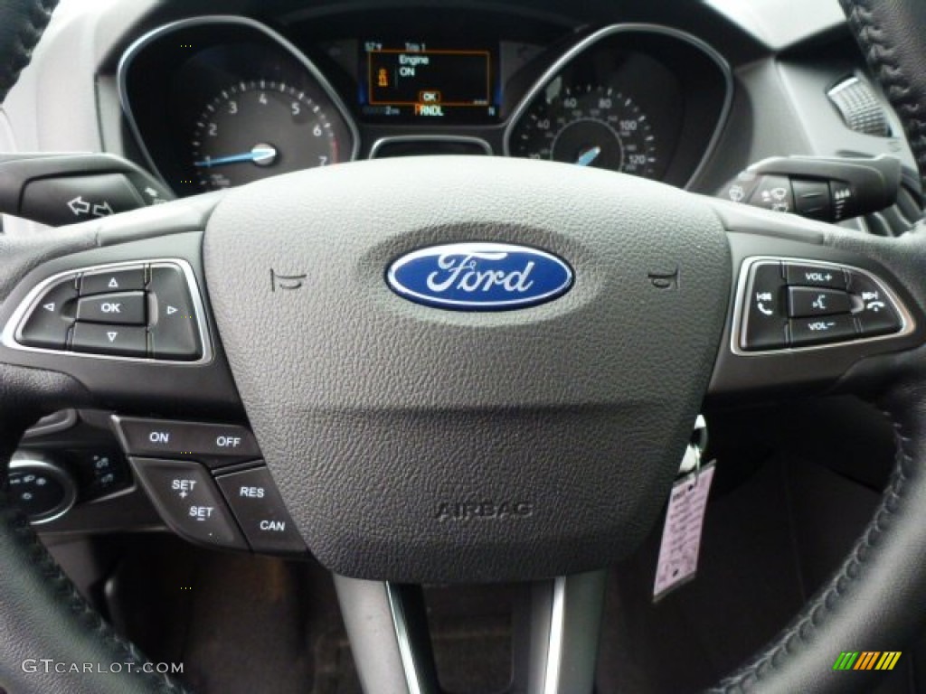 2015 Focus SE Sedan - Tuxedo Black Metallic / Charcoal Black photo #12