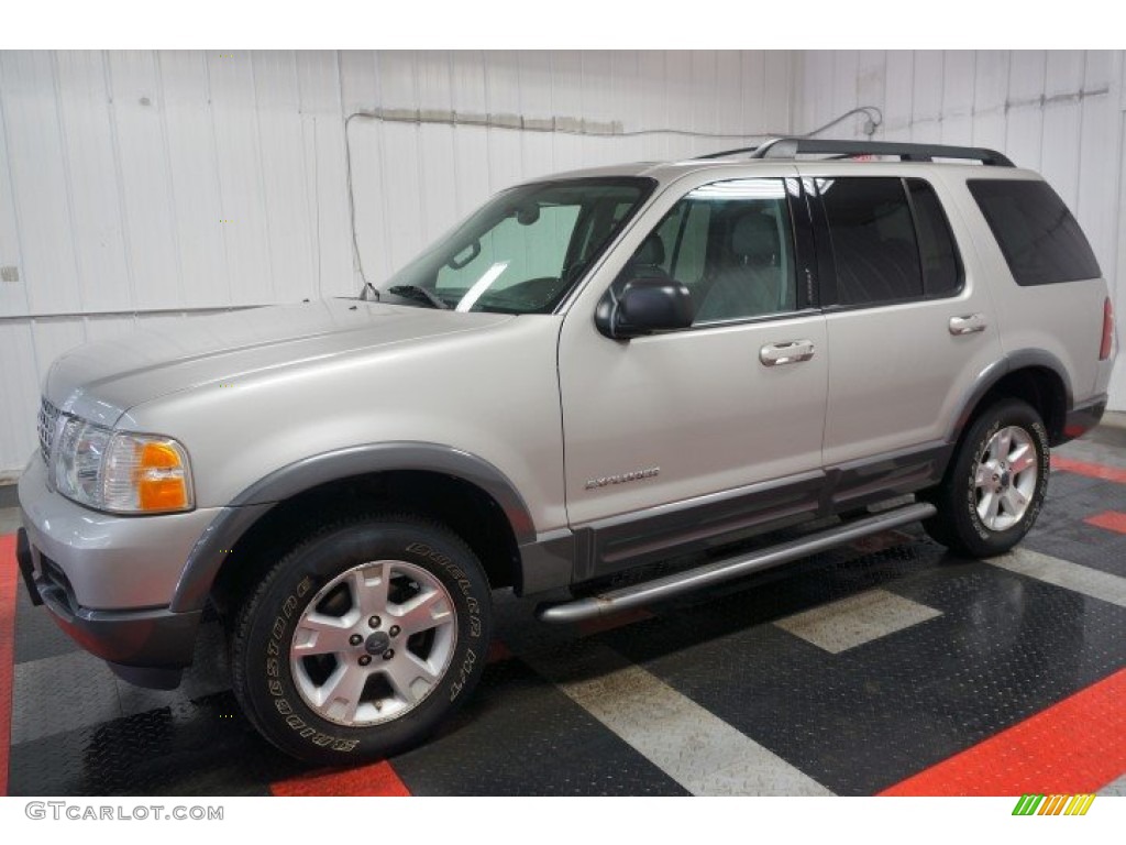 2005 Explorer XLT 4x4 - Mineral Grey Metallic / Midnight Grey photo #2