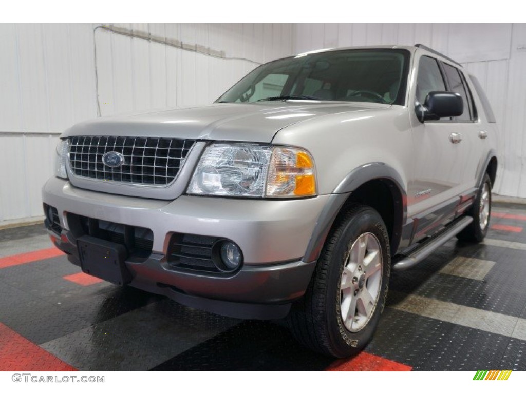 2005 Explorer XLT 4x4 - Mineral Grey Metallic / Midnight Grey photo #3