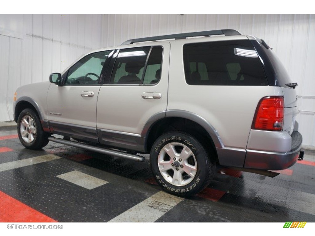 2005 Explorer XLT 4x4 - Mineral Grey Metallic / Midnight Grey photo #11