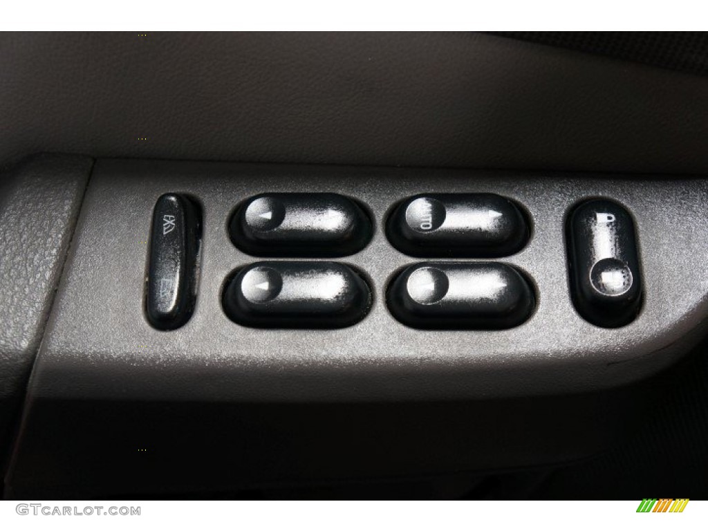 2005 Explorer XLT 4x4 - Mineral Grey Metallic / Midnight Grey photo #13