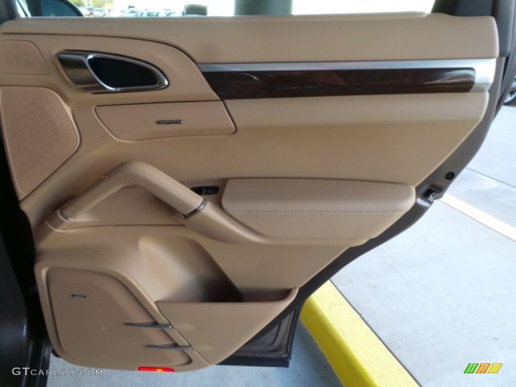 2012 Cayenne S Hybrid - Umber Brown Metallic / Luxor Beige photo #38