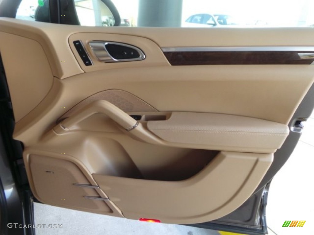 2012 Cayenne S Hybrid - Umber Brown Metallic / Luxor Beige photo #40