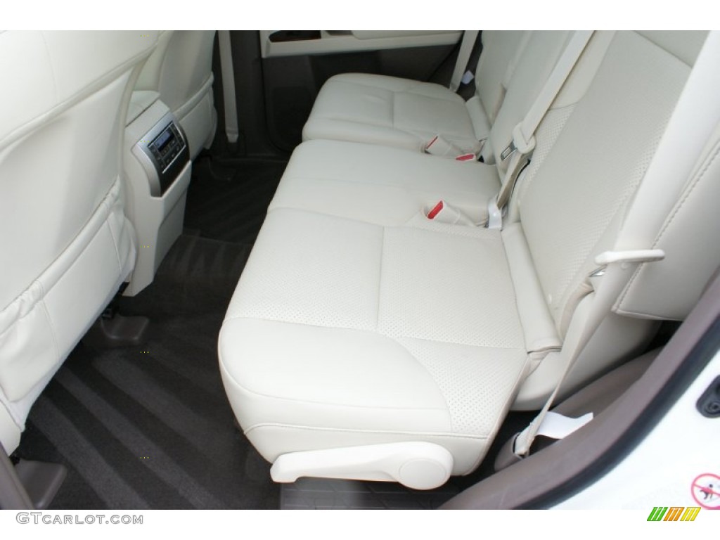 2014 Lexus GX 460 Luxury Rear Seat Photo #102761780