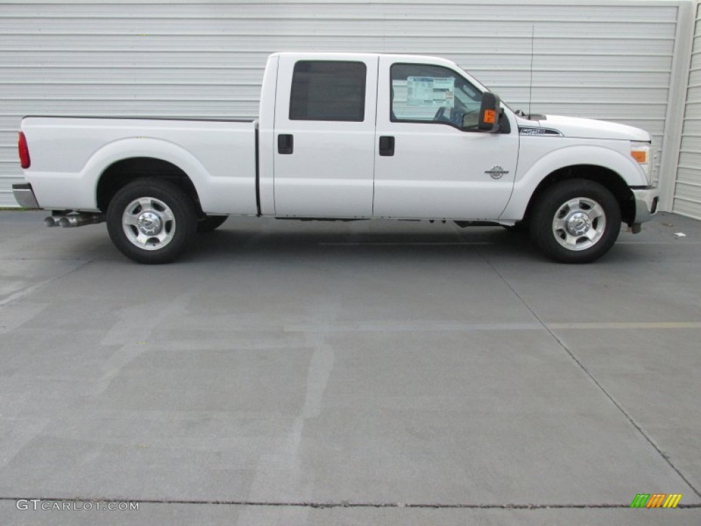 2015 F250 Super Duty XLT Crew Cab - Oxford White / Steel photo #3