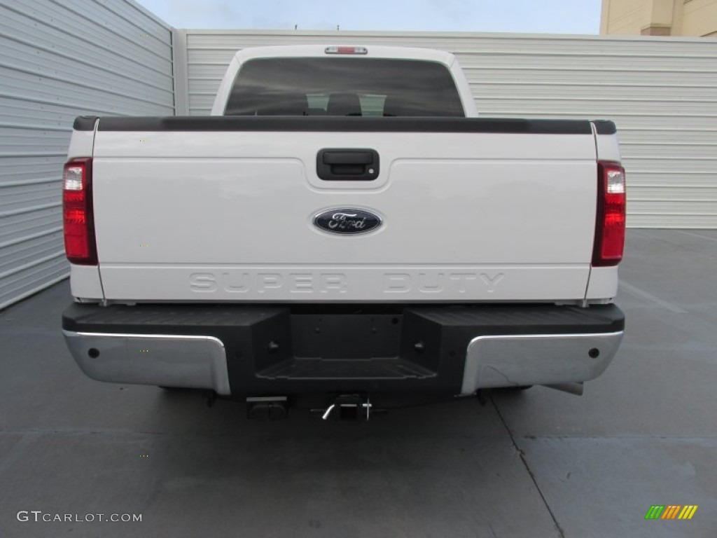 2015 F250 Super Duty XLT Crew Cab - Oxford White / Steel photo #5