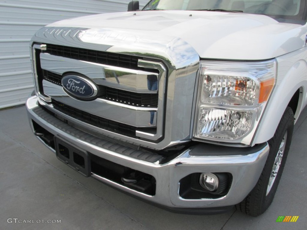 2015 F250 Super Duty XLT Crew Cab - Oxford White / Steel photo #10