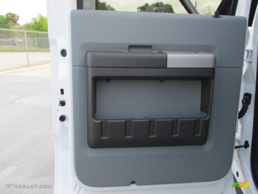 2015 F250 Super Duty XLT Crew Cab - Oxford White / Steel photo #18