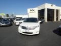 Blizzard White Pearl - Venza V6 Photo No. 2