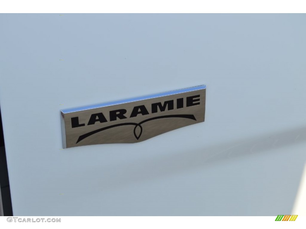 2014 1500 Laramie Crew Cab 4x4 - Bright White / Black photo #27