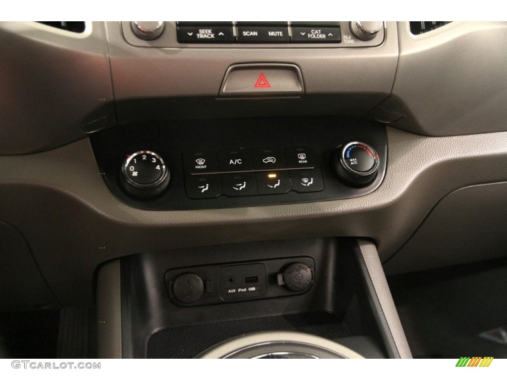 2011 Sportage LX - Sand Track / Alpine Gray photo #9