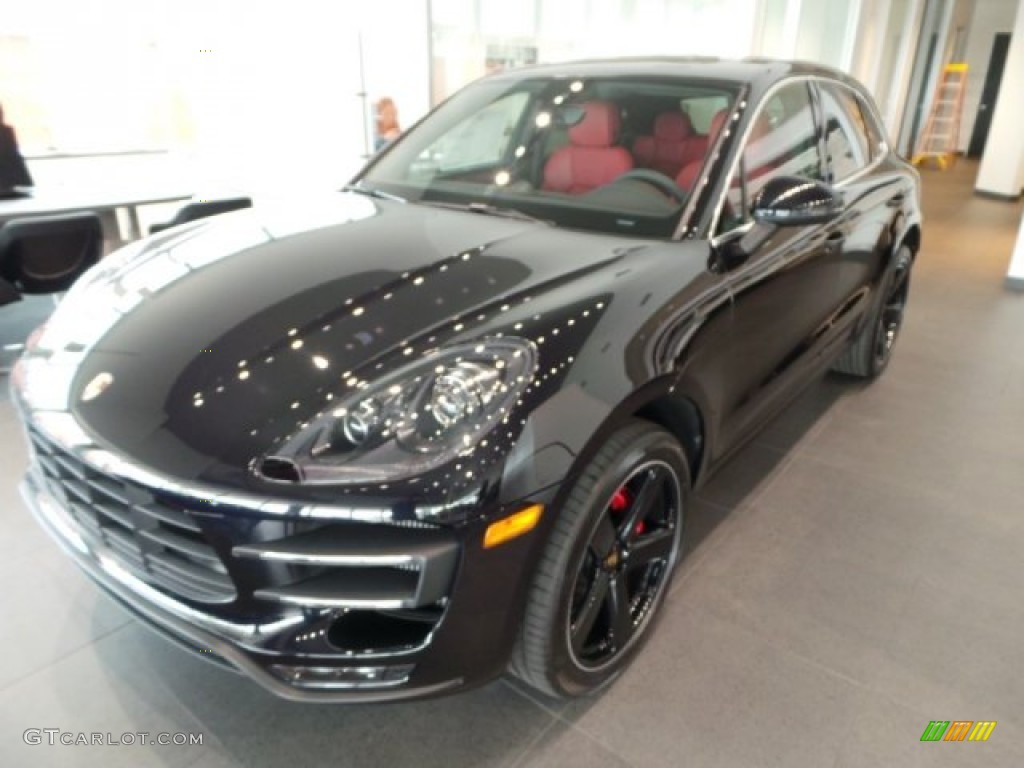 Jet Black Metallic 2015 Porsche Macan Turbo Exterior Photo #102779054