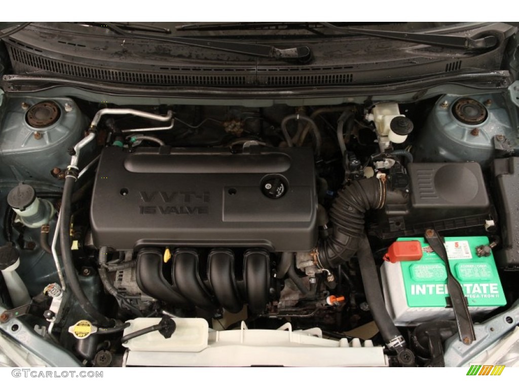 2006 Toyota Corolla LE Engine Photos