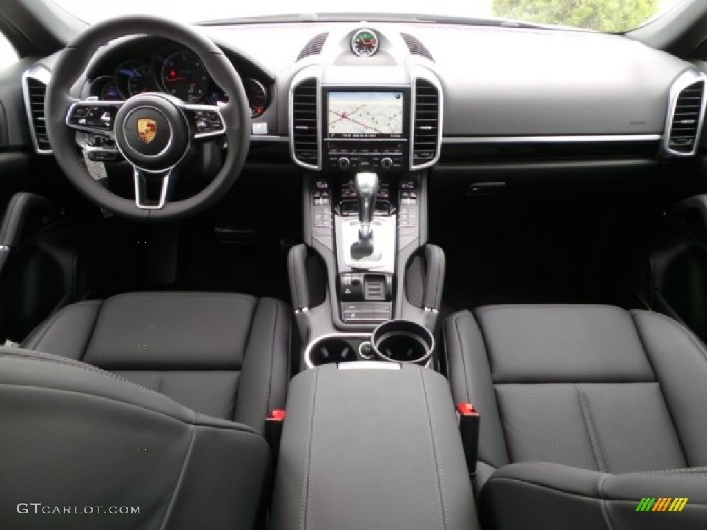 2015 Porsche Cayenne Diesel Black Dashboard Photo #102781011