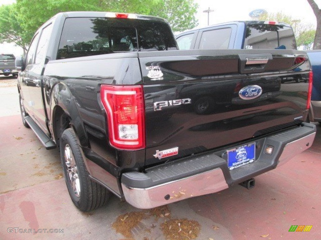 2015 F150 XLT SuperCrew - Tuxedo Black Metallic / Medium Earth Gray photo #10