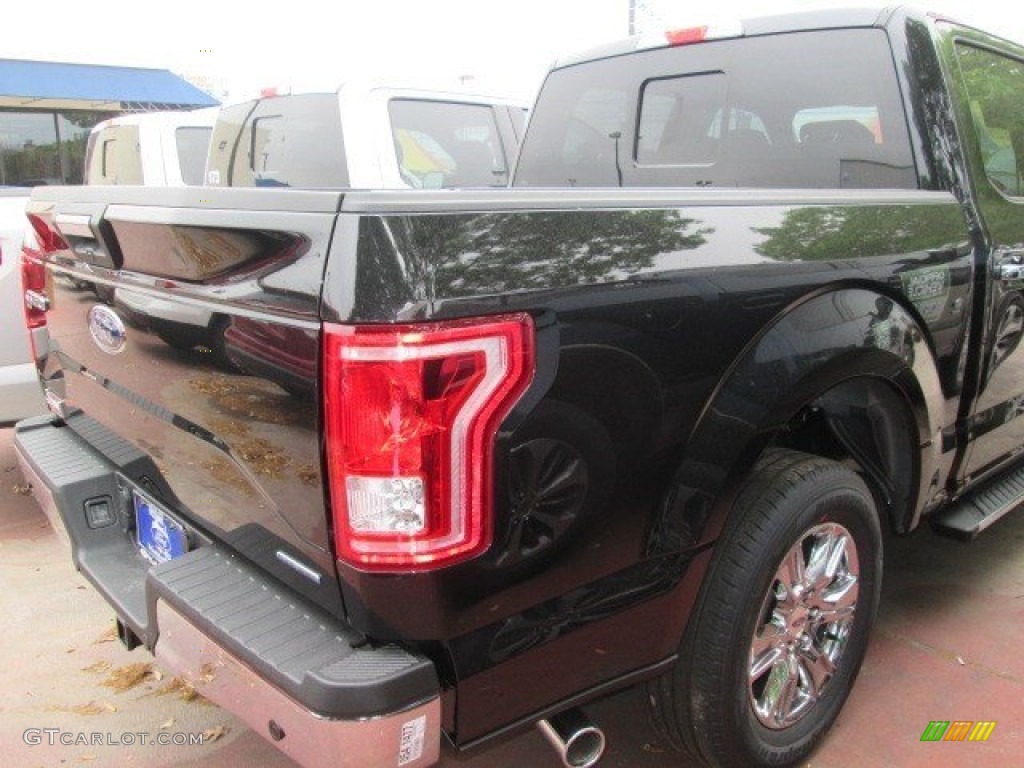 2015 F150 XLT SuperCrew - Tuxedo Black Metallic / Medium Earth Gray photo #15