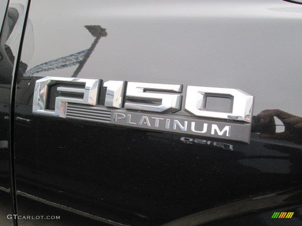 2015 Ford F150 Platinum SuperCrew Marks and Logos Photos