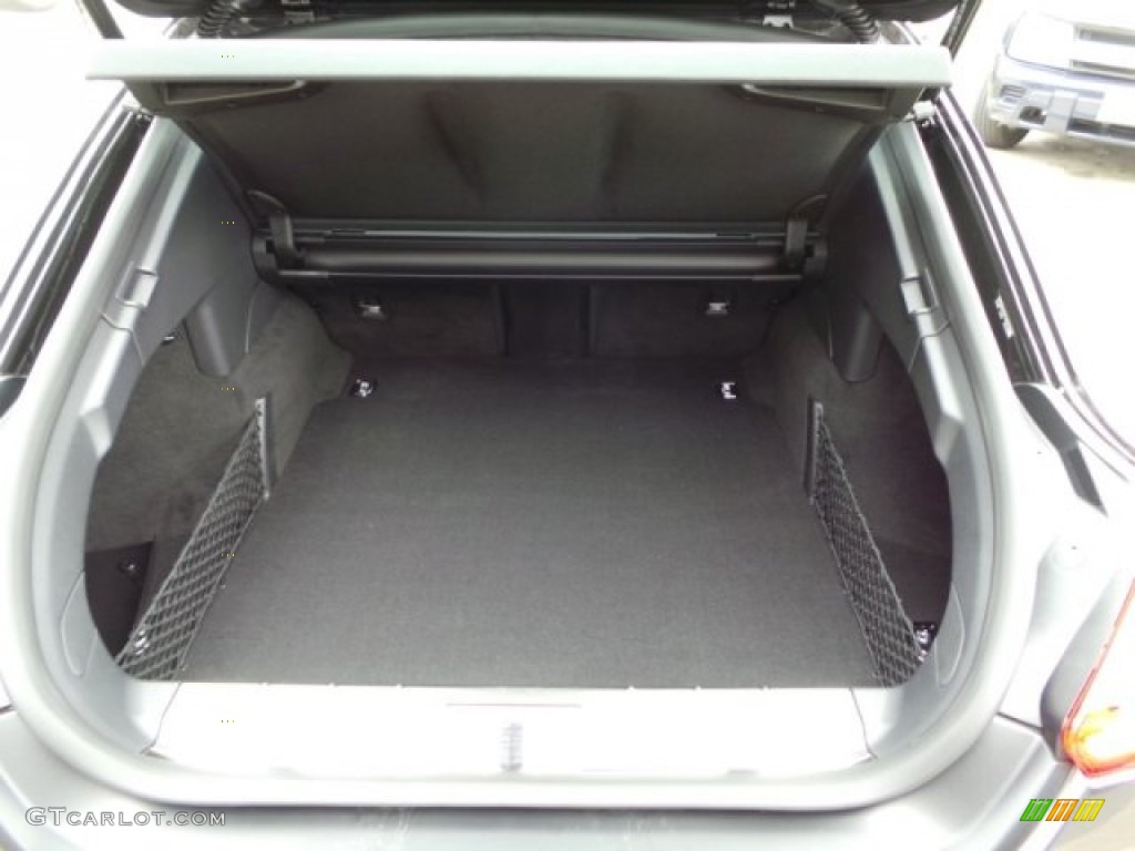 2015 Porsche Panamera 4S Executive Trunk Photos