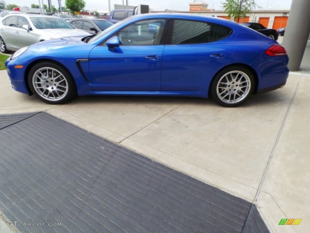2015 Panamera S - Sapphire Blue Metallic / Black/Luxor Beige photo #4