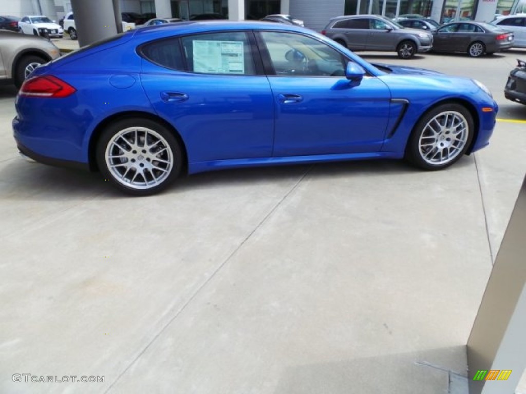 2015 Panamera S - Sapphire Blue Metallic / Black/Luxor Beige photo #8