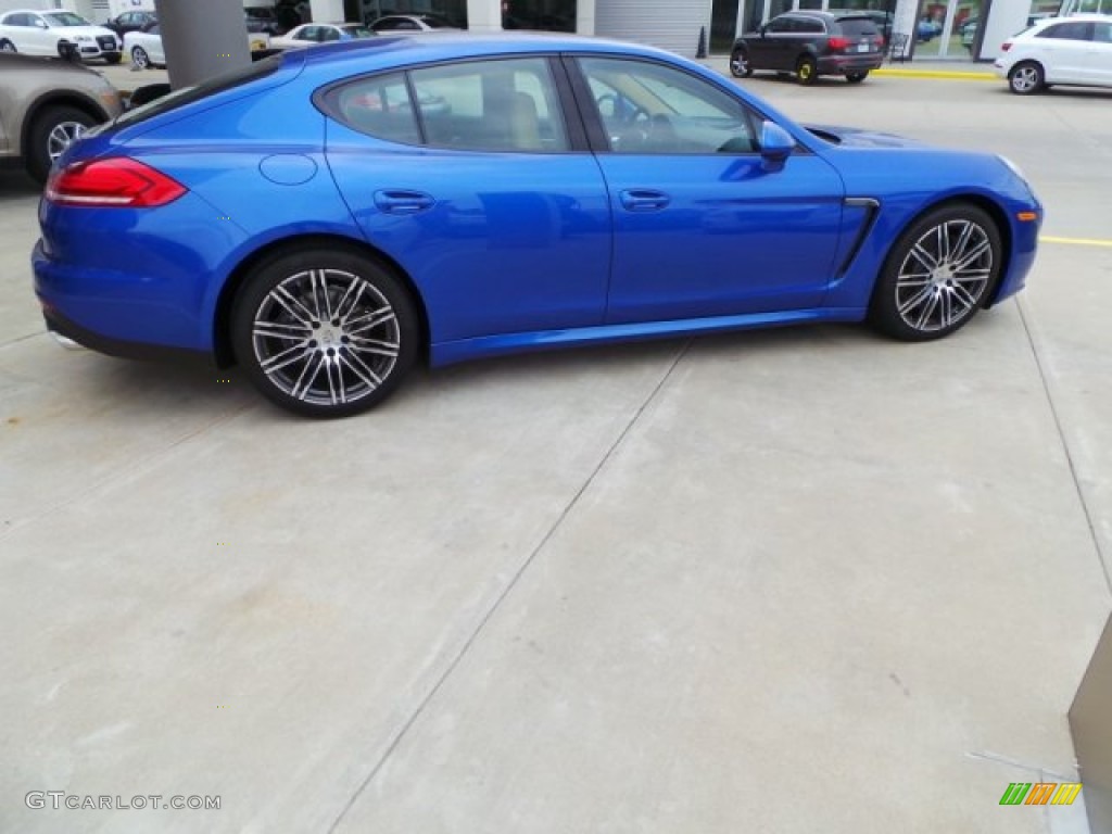 Sapphire Blue Metallic 2015 Porsche Panamera Standard Panamera Model Exterior Photo #102785674