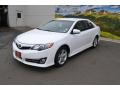 Super White - Camry SE Photo No. 4