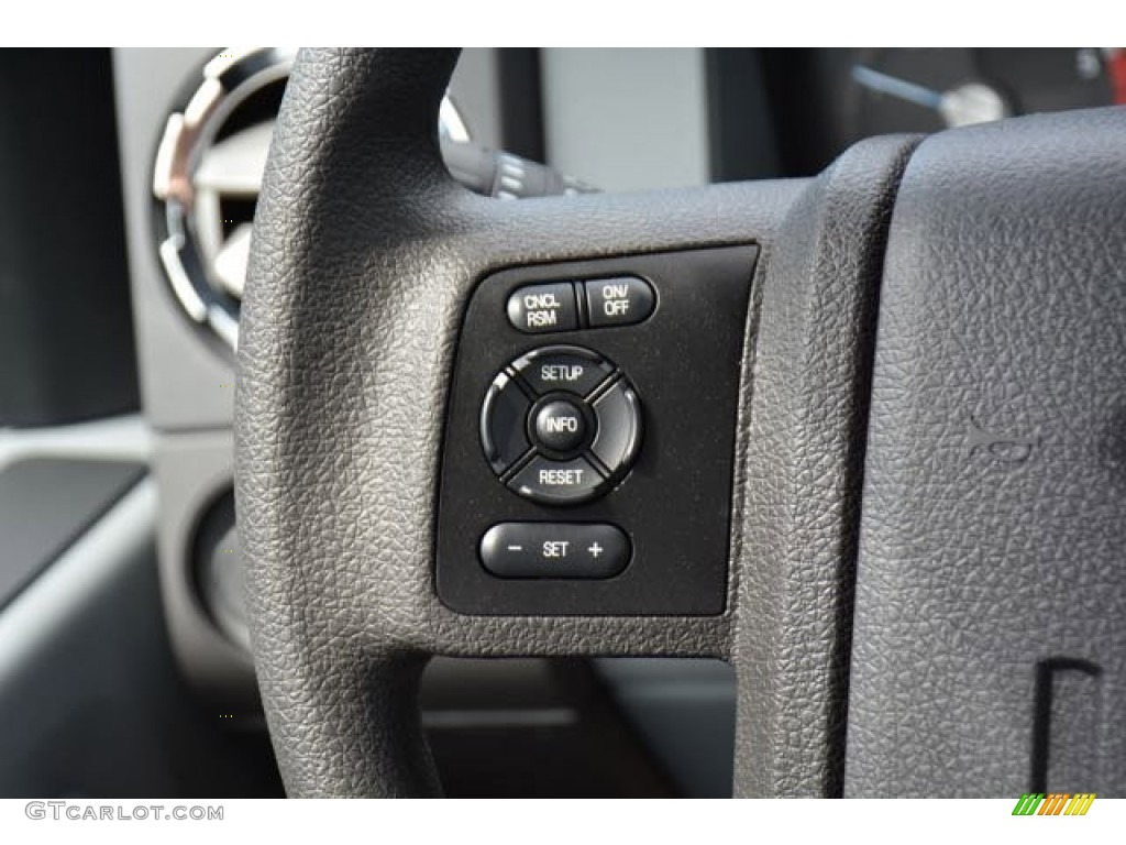 2015 Ford F550 Super Duty XLT Regular Cab Chassis Controls Photo #102787421