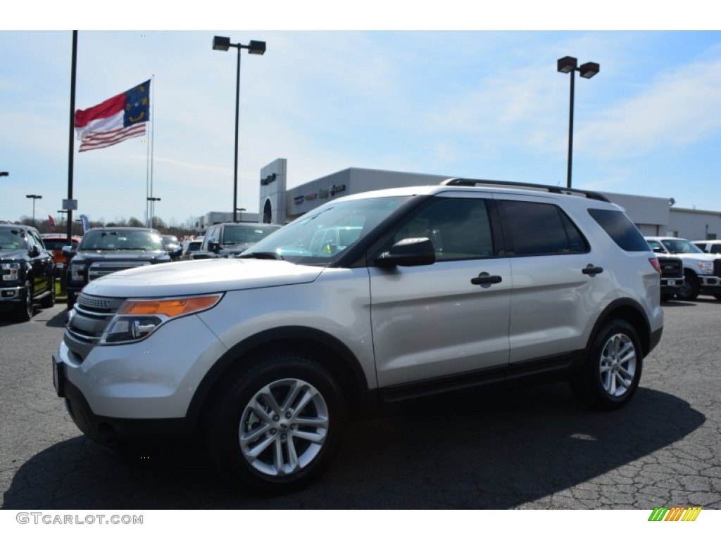2015 Explorer FWD - Ingot Silver / Medium Light Stone photo #3