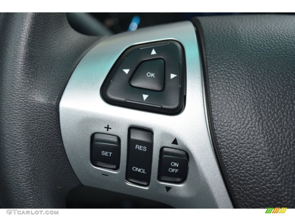 2015 Explorer FWD - Ingot Silver / Medium Light Stone photo #17