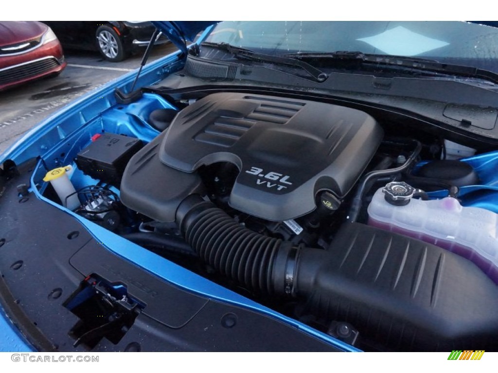 2015 Dodge Charger SXT 3.6 Liter DOHC 24-Valve VVT V6 Engine Photo #102790283