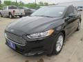 Tuxedo Black Metallic - Fusion SE Photo No. 5