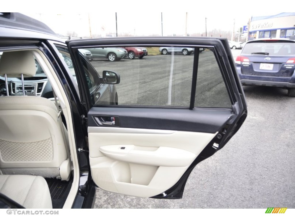 2011 Outback 2.5i Premium Wagon - Crystal Black Silica / Warm Ivory photo #18