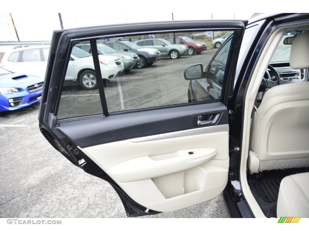 2011 Outback 2.5i Premium Wagon - Crystal Black Silica / Warm Ivory photo #20