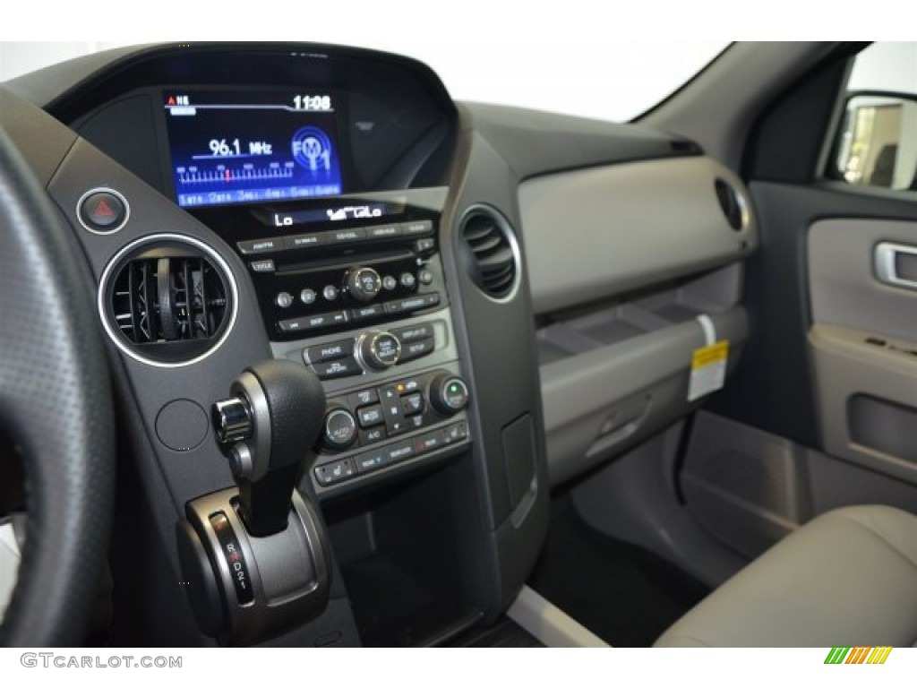 2015 Pilot EX-L 4WD - Crystal Black Pearl / Gray photo #10