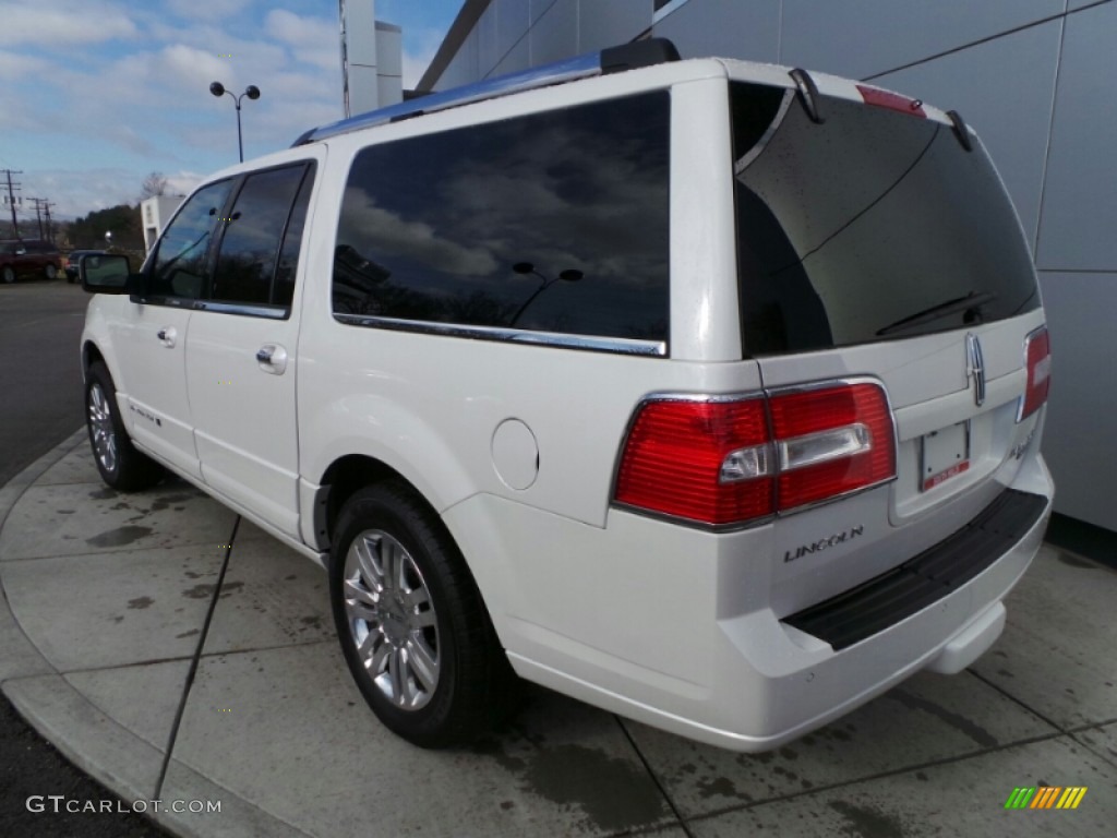 2014 Navigator L 4x4 - White Platinum / Monochrome Limited Edition Canyon photo #3