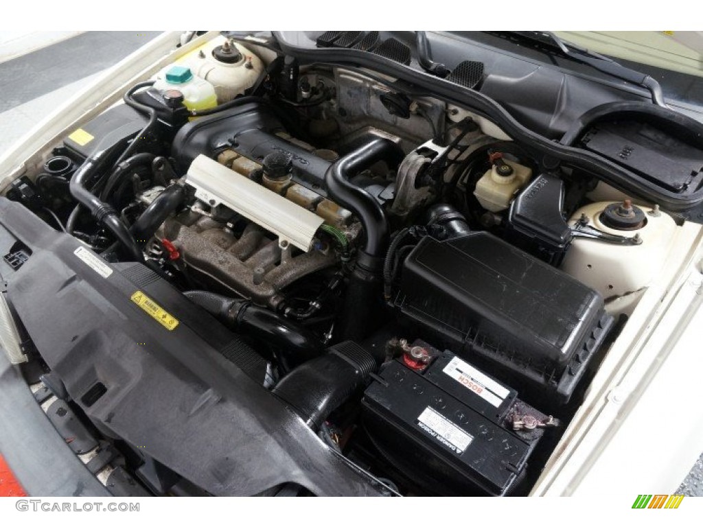 2000 V70 XC AWD - White / Light Taupe/Taupe photo #36