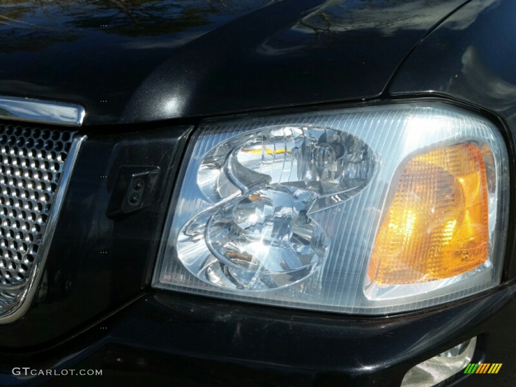 2008 Envoy Denali 4x4 - Carbon Black Metallic / Ebony photo #3