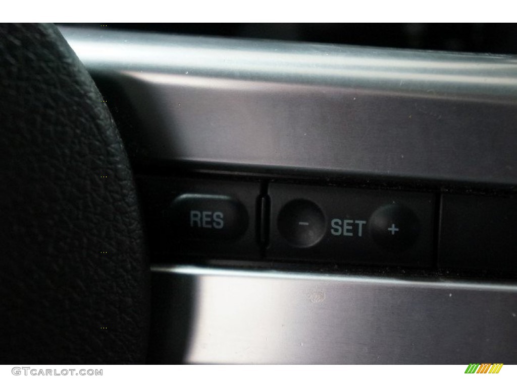 2008 Mustang V6 Deluxe Coupe - Vapor Silver Metallic / Light Graphite photo #21