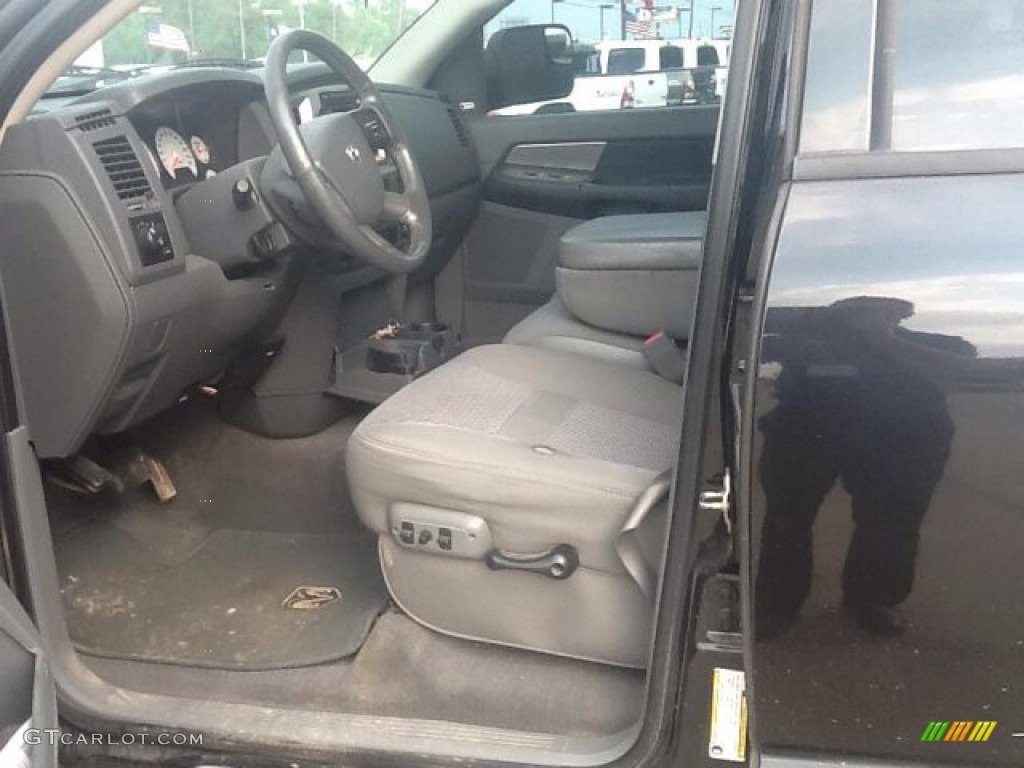2008 Ram 2500 SLT Quad Cab 4x4 - Brilliant Black Crystal Pearl / Medium Slate Gray photo #7