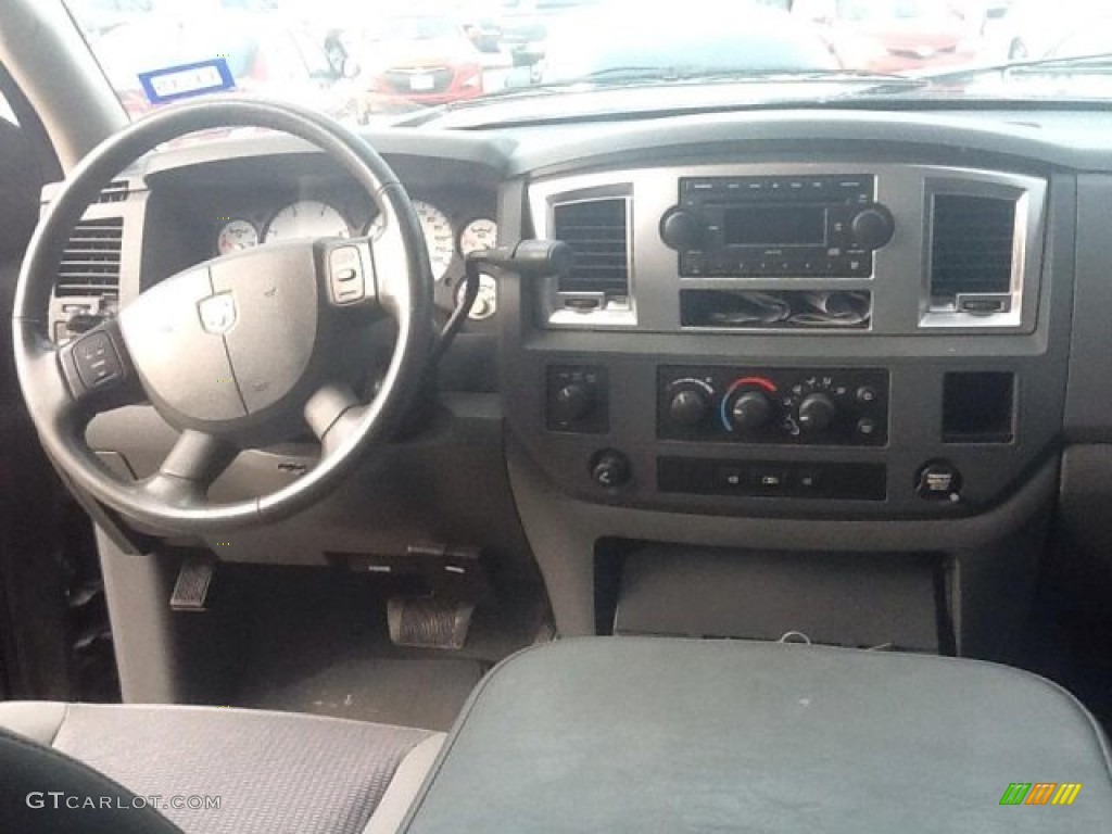 2008 Ram 2500 SLT Quad Cab 4x4 - Brilliant Black Crystal Pearl / Medium Slate Gray photo #8