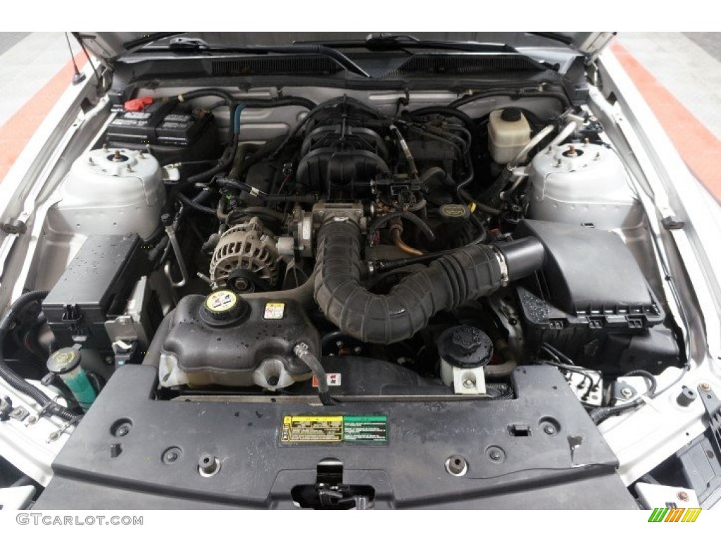 2008 Mustang V6 Deluxe Coupe - Vapor Silver Metallic / Light Graphite photo #30