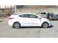 White - Elantra SE Photo No. 3