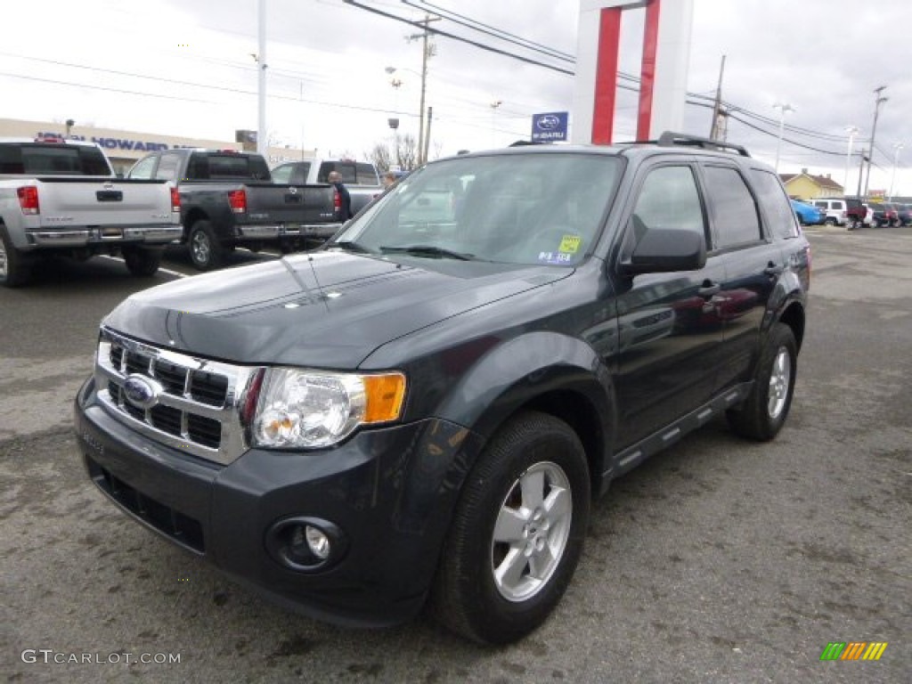 2009 Escape XLT 4WD - Sterling Grey Metallic / Charcoal photo #3