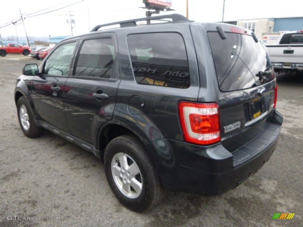 2009 Escape XLT 4WD - Sterling Grey Metallic / Charcoal photo #5