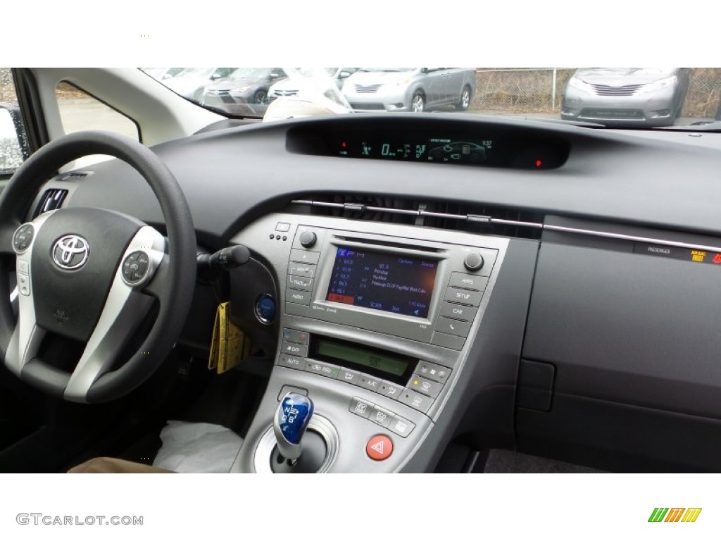 2015 Prius Persona Series Hybrid - Nautical Blue Metallic / Black photo #19