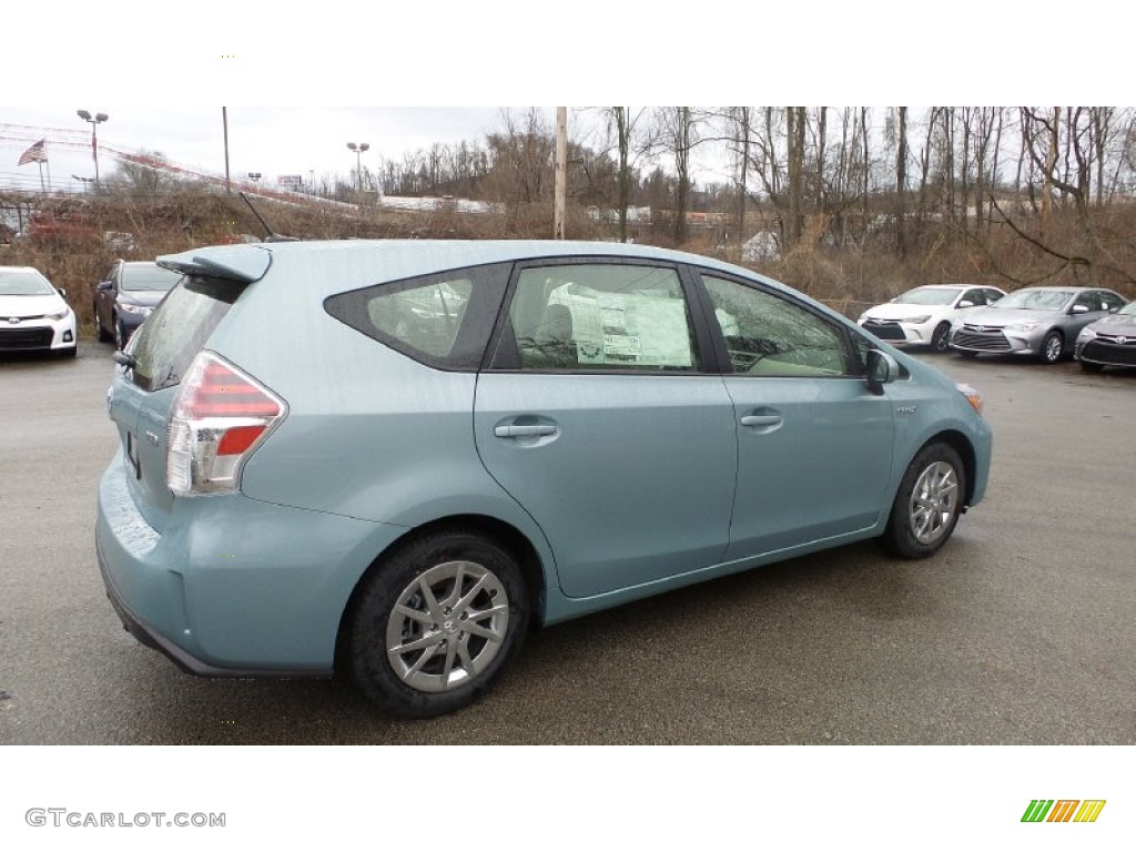 2015 Prius v Four - Sea Glass Pearl / Bisque photo #6